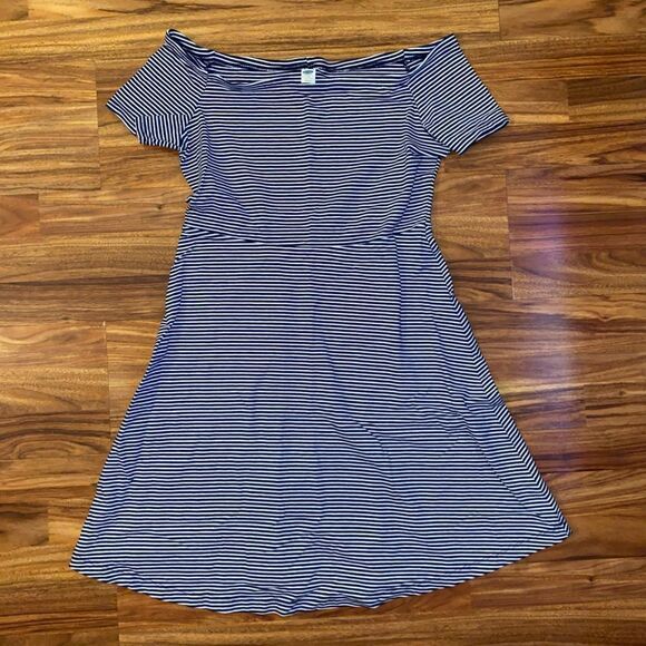 3 for $25 Old Navy Off the Shoulder Dress Navy & White Stripe Womens Medium Tall - Picture 1 of 8